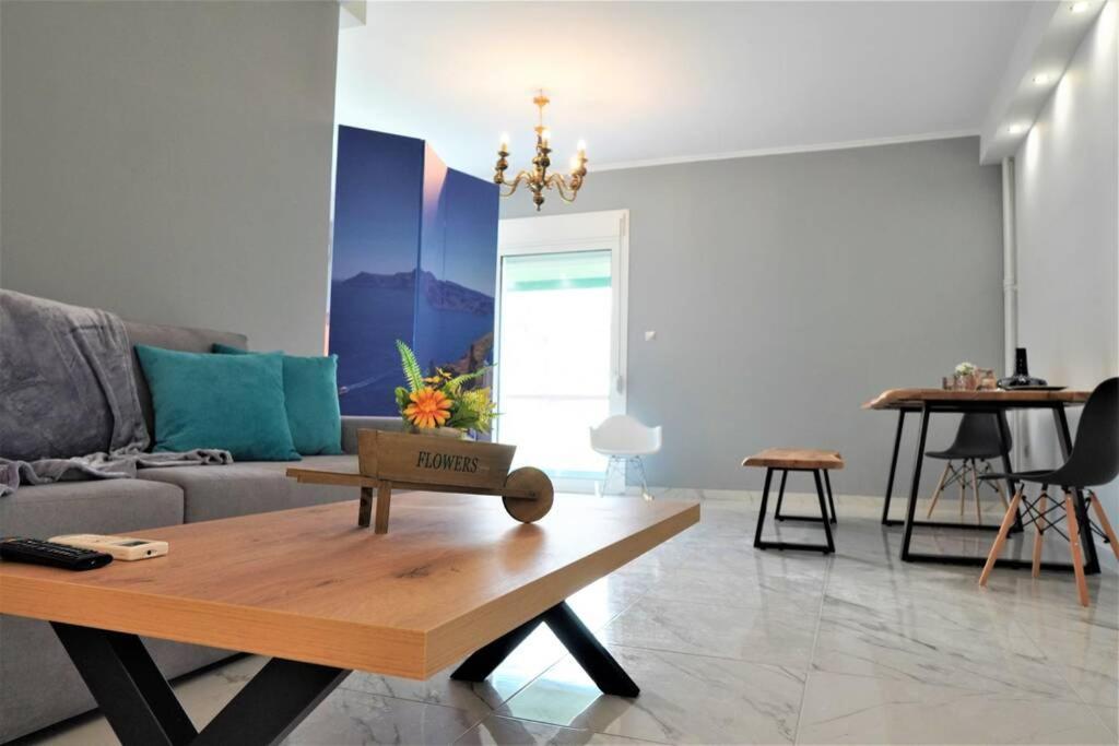Athens Central 3Bd Apartment Next To Metro Luxury Exterior photo