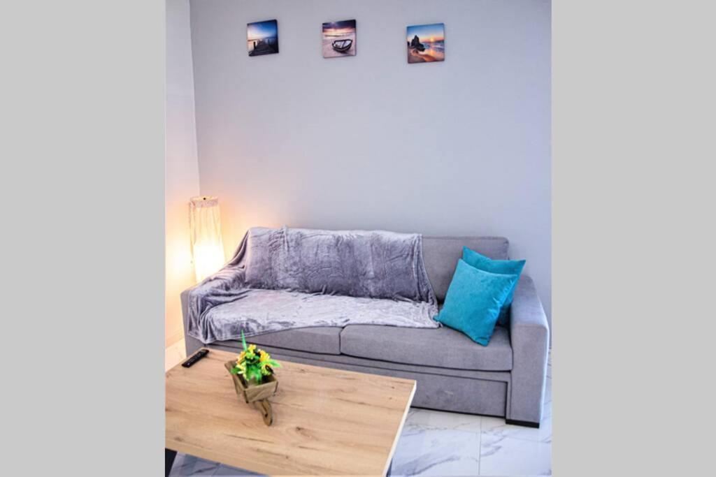 Athens Central 3Bd Apartment Next To Metro Luxury Exterior photo