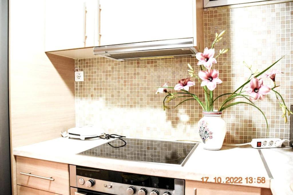 Athens Central 3Bd Apartment Next To Metro Luxury Exterior photo